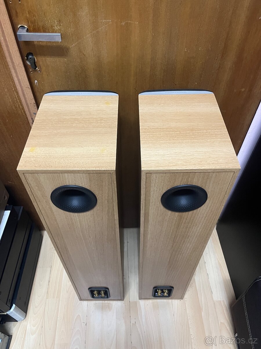 B&w Bowers & Wilkins - 9