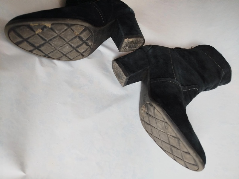 Kotníkové semišové boty - 9