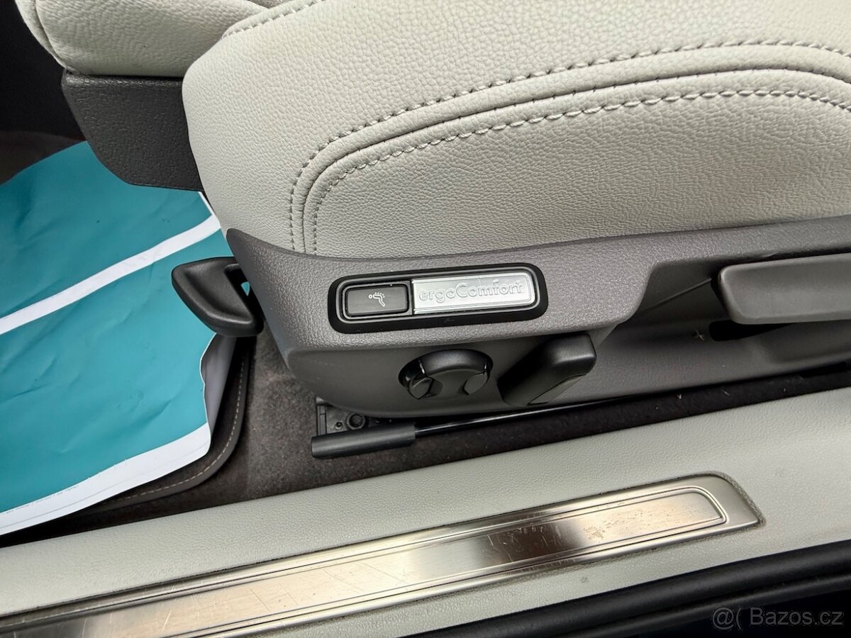 VW PASSAT 1.5TSi 110kW ELEGANCE DSG ACC Vyhř.okno Masáž 2021 - 9