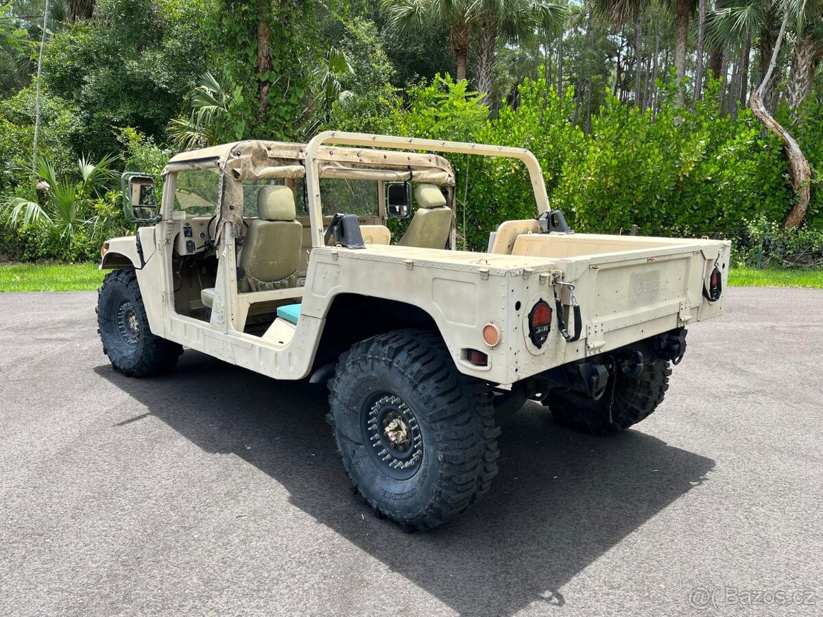 Hummer H1 Humvee - 9