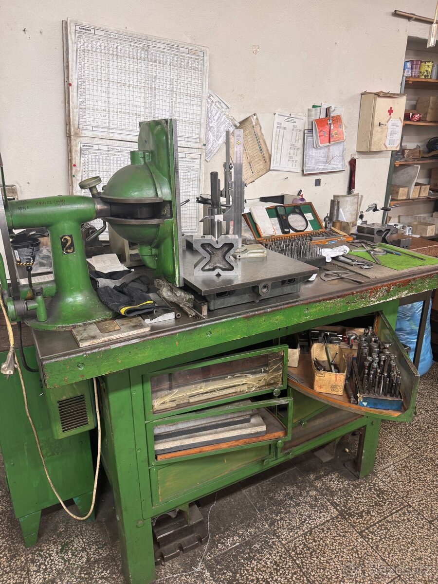 Prodej vybavení nástrojárny-Soustruh, fréza, CNC... - 9