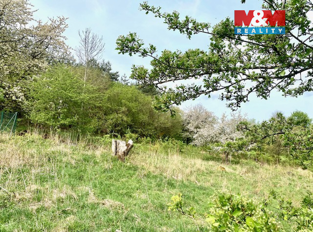 Prodej pozemku k bydlení, 992 m², Ostředek - 9