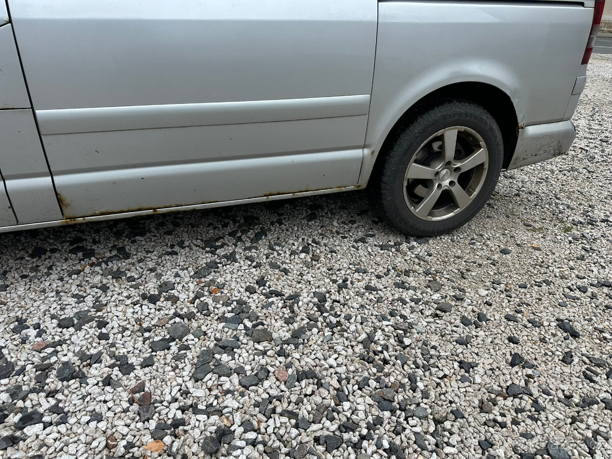 VW MULTIVAN 4motion 2,5TDi 128kw - 9