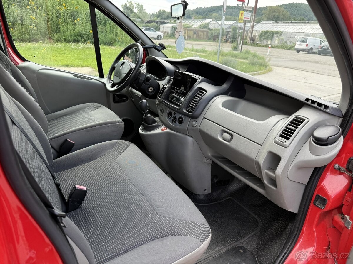 Opel Vivaro 2.0DCI 9 míst - 9