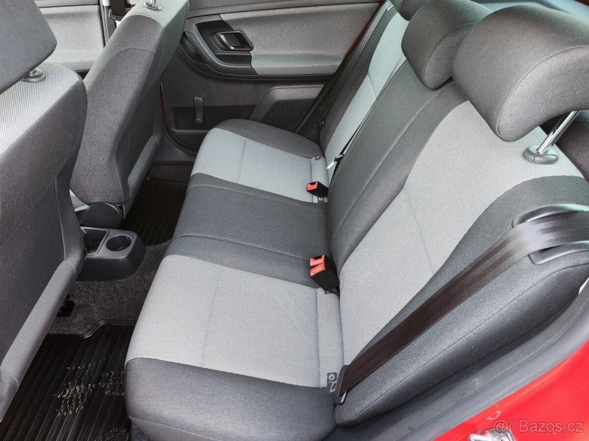 Škoda Fabia 1.4 16 V 10/2013 - 9