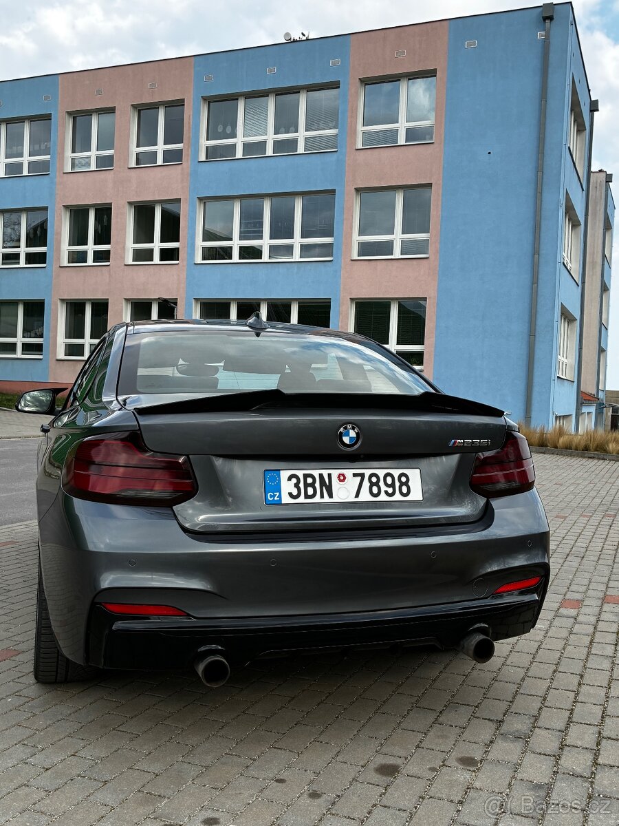 BMW M235i - 9