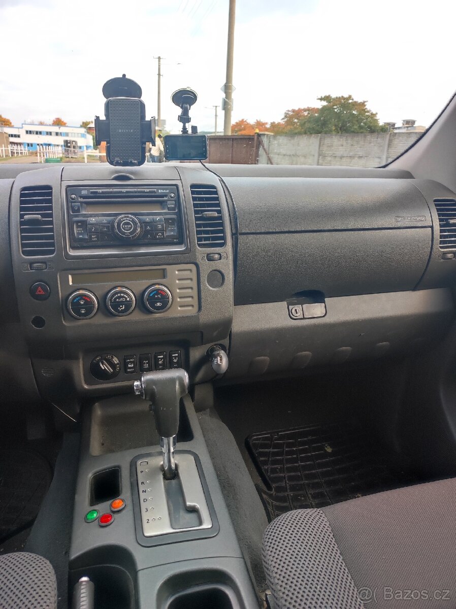 Nissan Navara d40 - 9