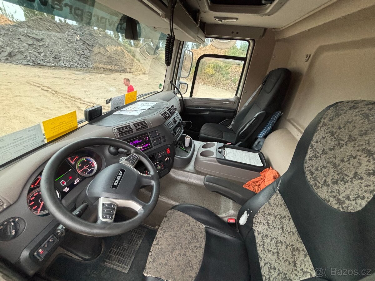 DAF CF 8x4 - 9