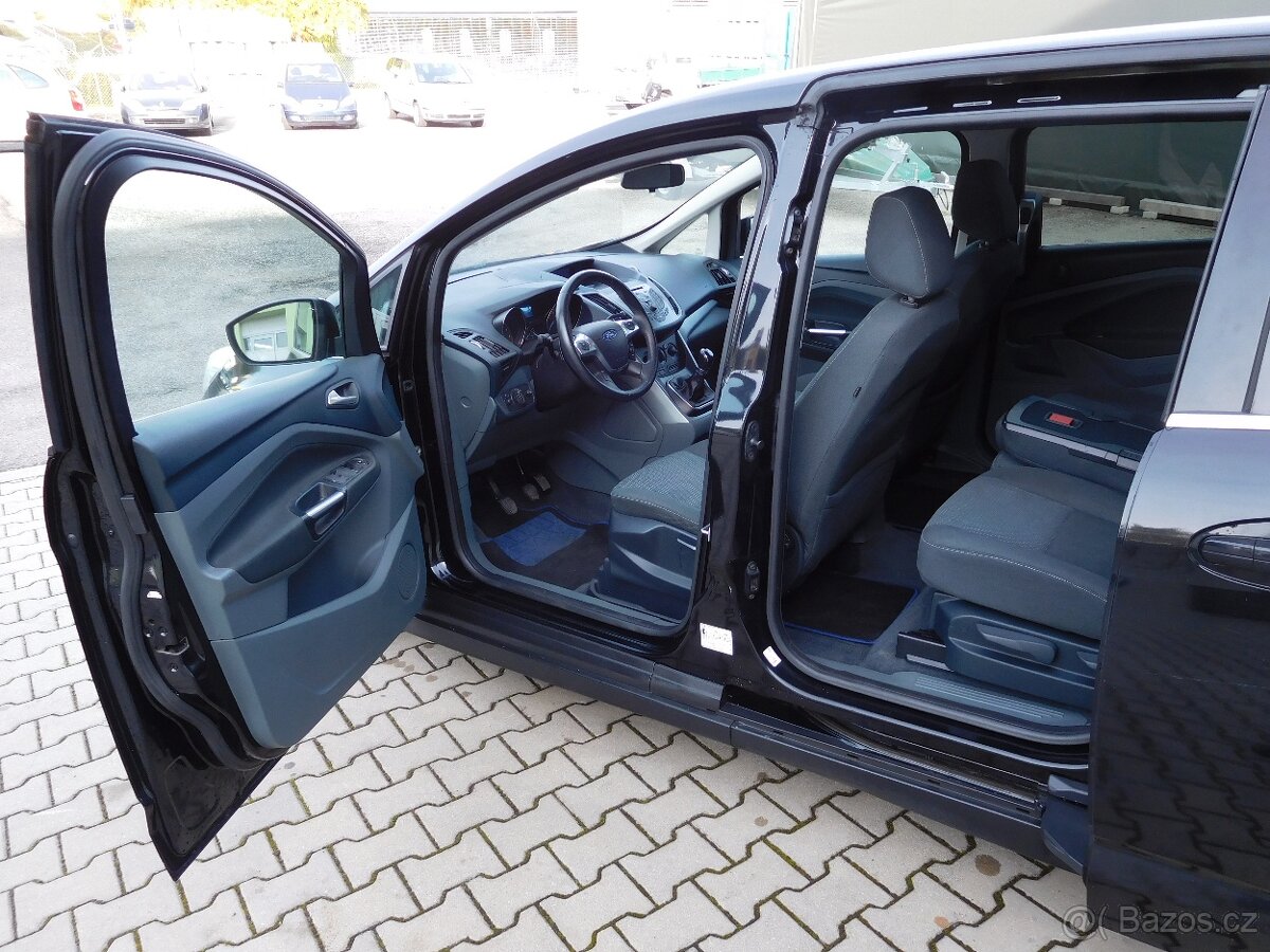 Ford C-Max grand 1,6 benzín - 7 míst - 9