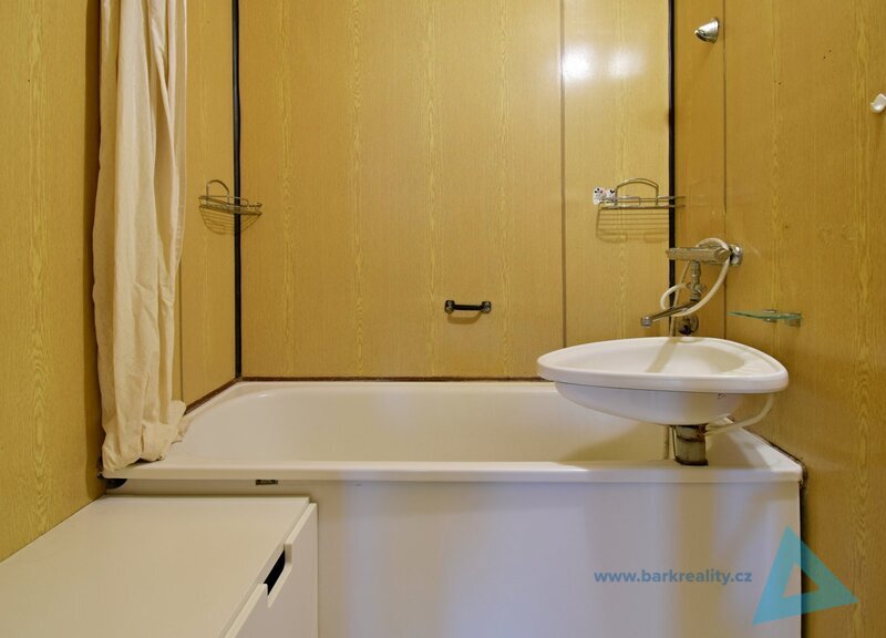 Prostorný byt 5+1 v Nové Pace – ideální pro rodinné bydlení. - 9