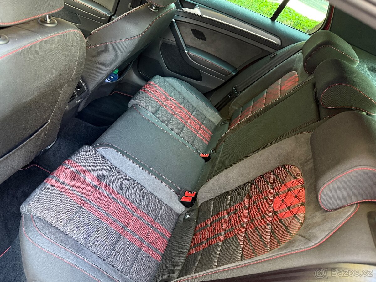 Volkswagen Golf GTI TCR 2.0 TSI, DSG, VIRTUAL, DYNAUDIO - 9