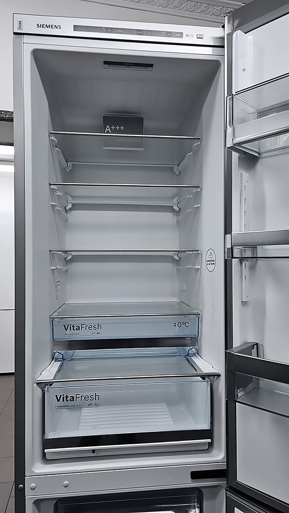 Lednice s mrazákem NO FROST, kombinovaná, výška 18 - 9