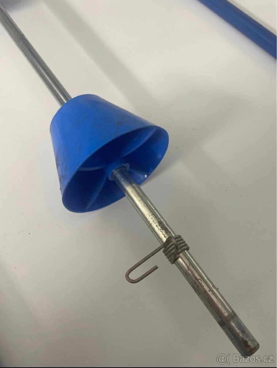 Držák na stěnu pro průmyslové utěrky CELTEX - 9