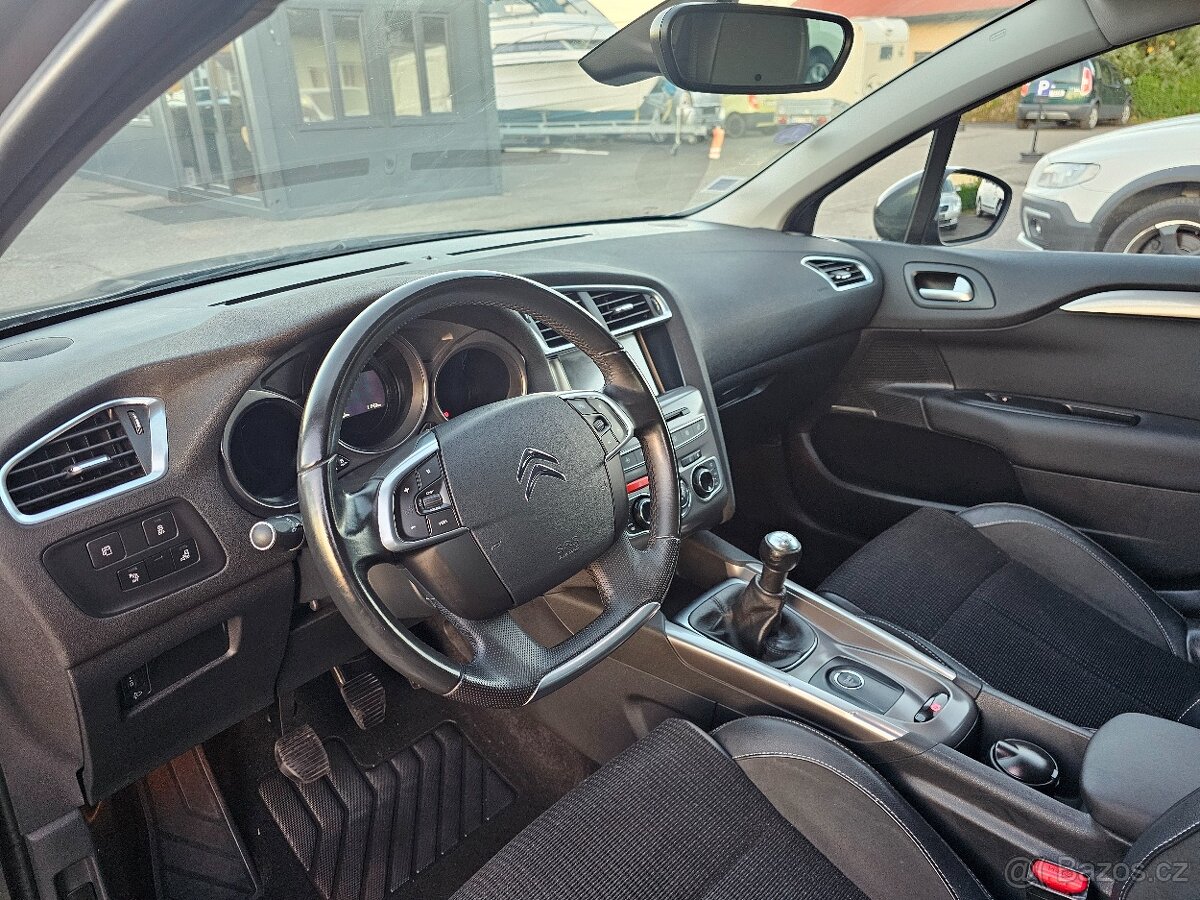 CITROËN C4 2016 1.2 e-THP 81kW SHINE,NAJETO 81 000 KM - 9