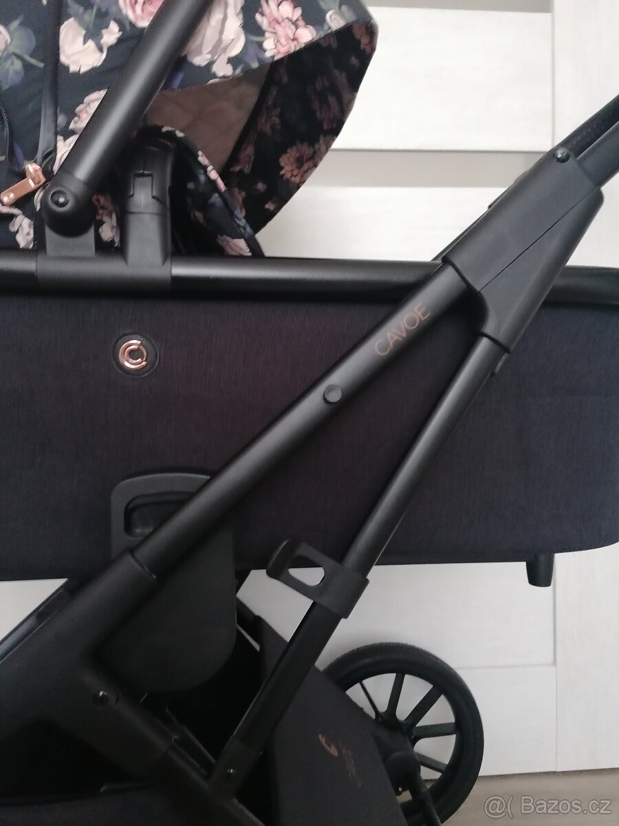 kočárek Cavoe Axo Style La rose - 9