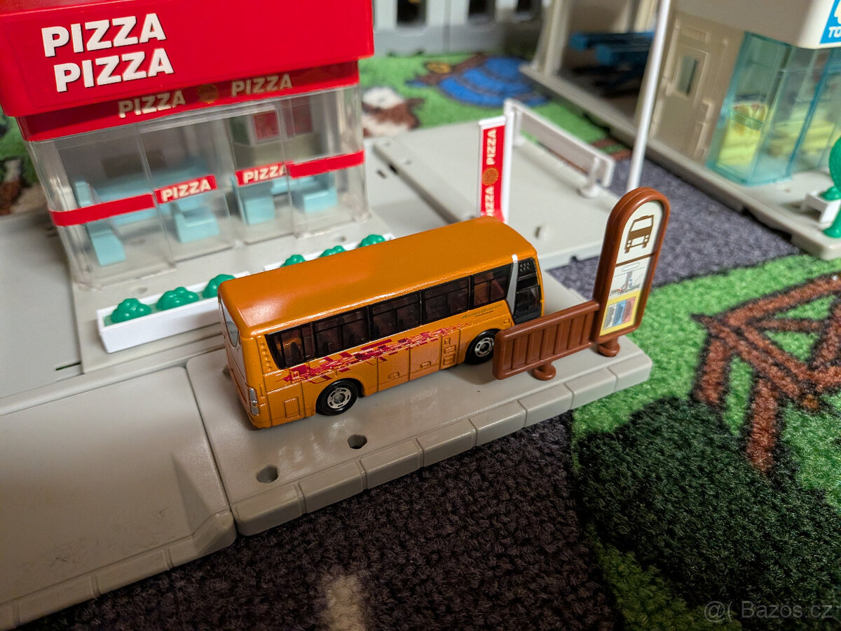 Městská sada TOMICA - 9