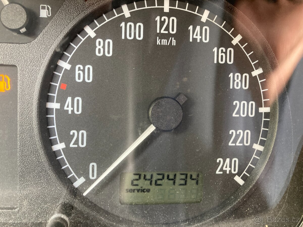Škoda Octavia 1 Combi, 1.6i, Benzín, 74 kW - 9