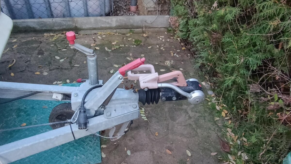 Prodám karavan Adria Unica A 360 DB - 9