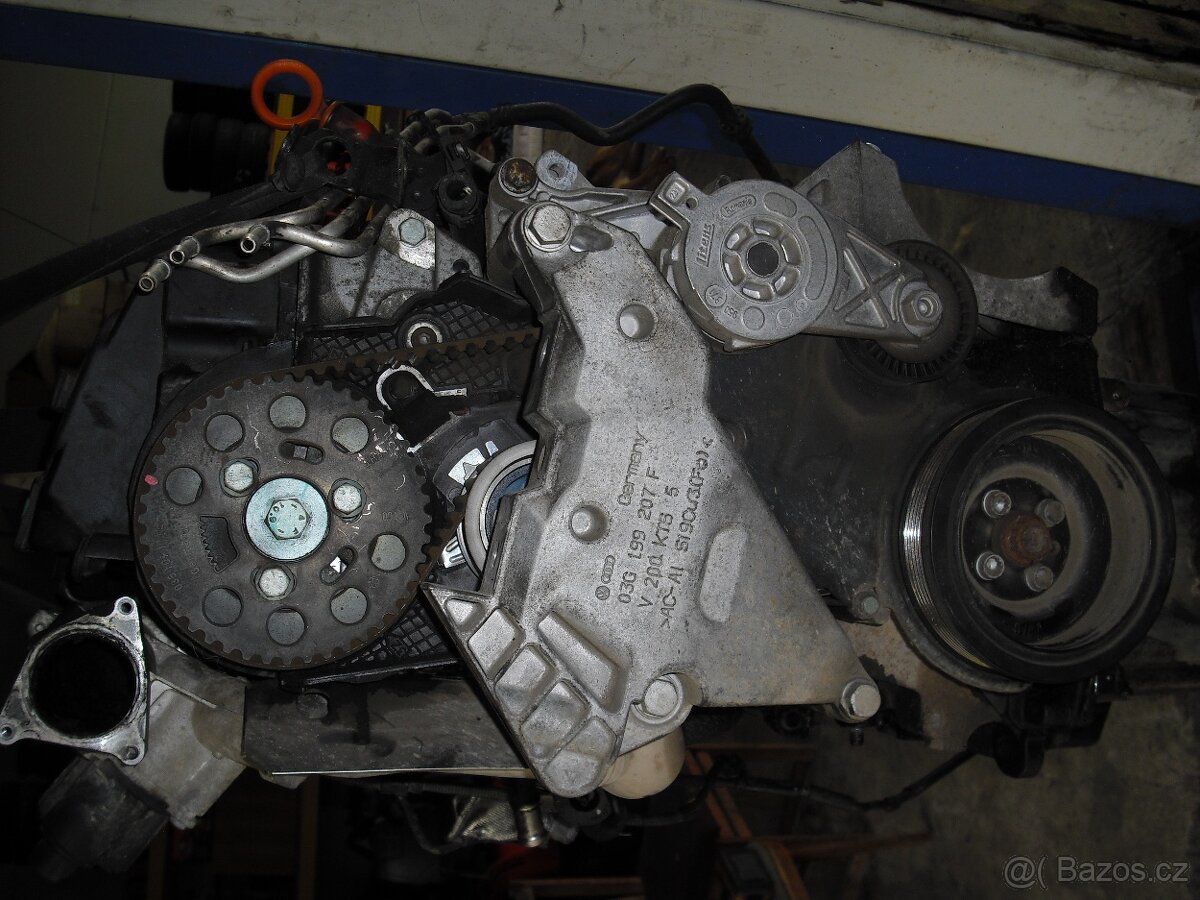 VW CADDY 1,9 TDi 2008-TURBO,ALTERNATOR - 9