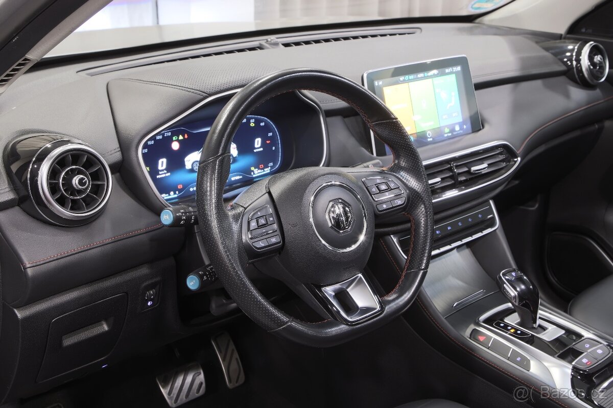 MG EHS PHEV Luxury 1.5 190kW Panorama - záruka Autodraft - 9