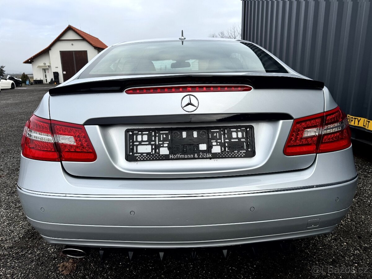 MERCEDES-BENZ E KUPÉ, 2.2 CDi 125kW, automat, krásný stav - 9