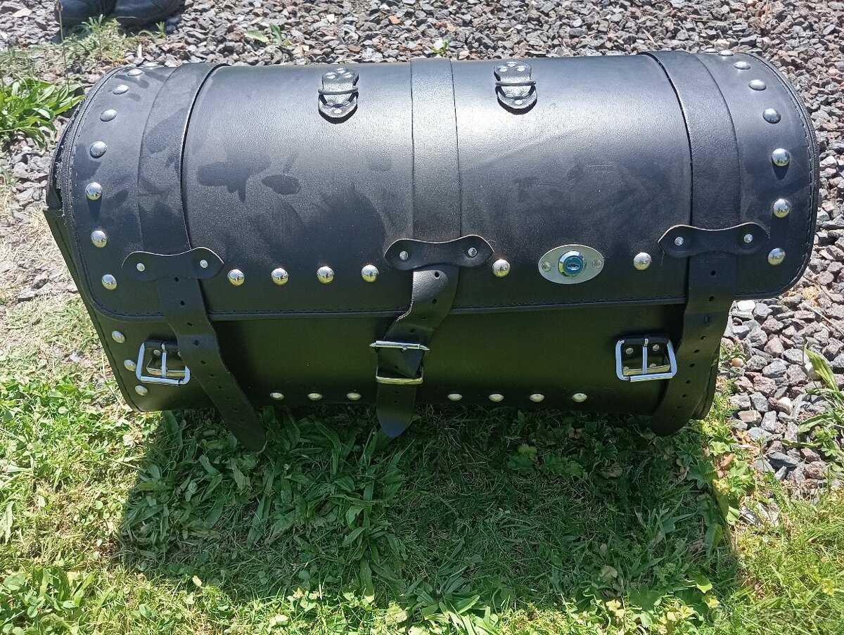 Suzuki VL 1500 LC Intruder(2004) - 9