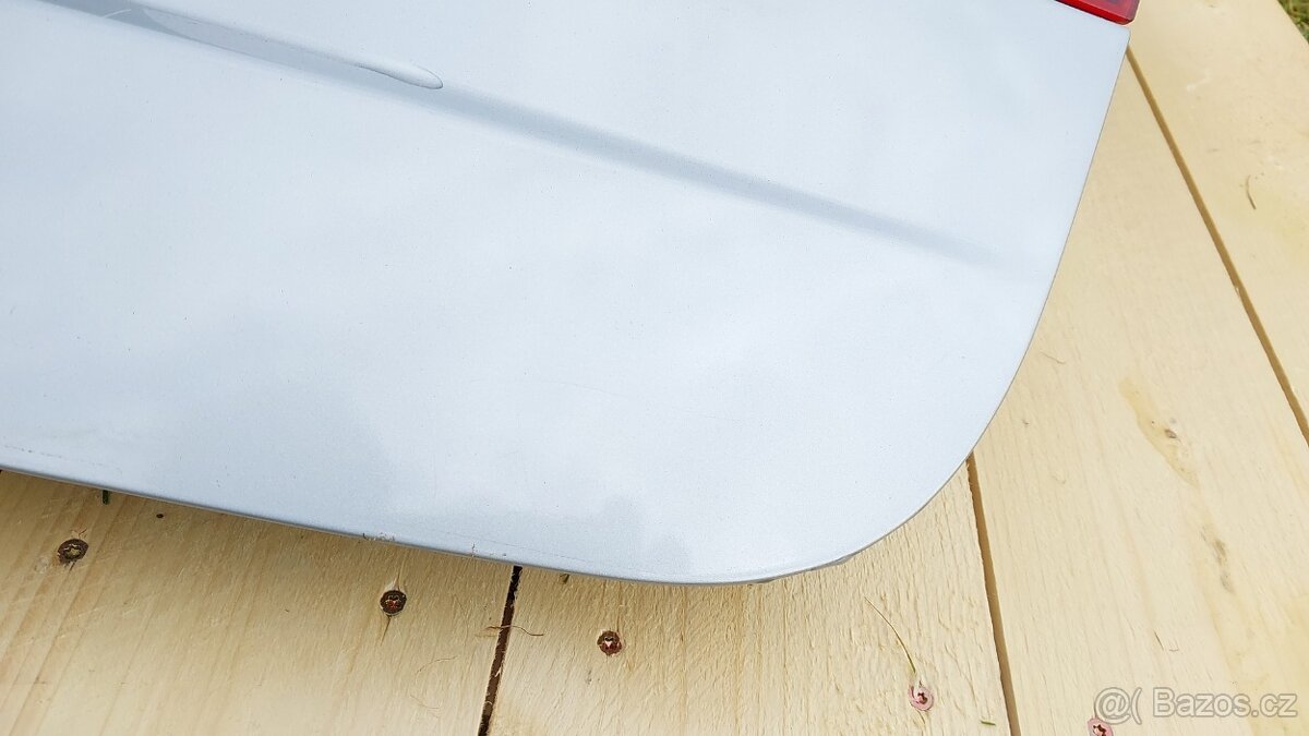 Mercedes W245 B180 - Dveře kufru stříbrné - 9