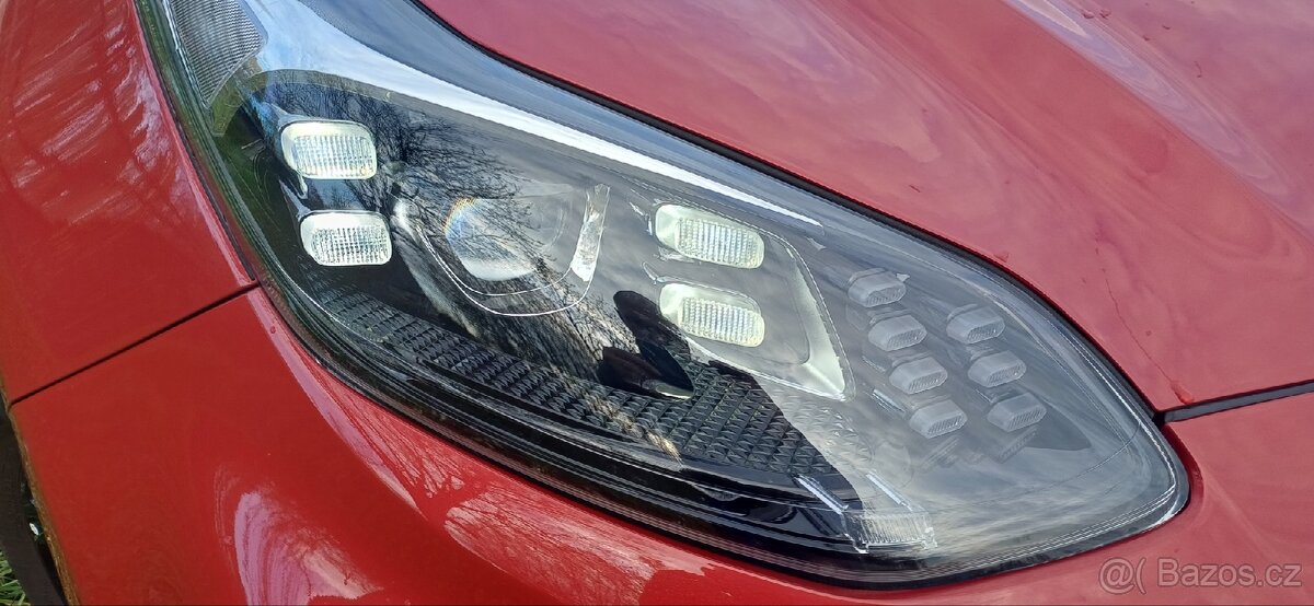 Sportage 4x4 130 kw benzín ČR TZ záruka - 9