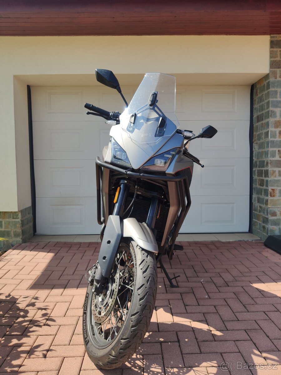 Moto Morini x Cape 649 - 9