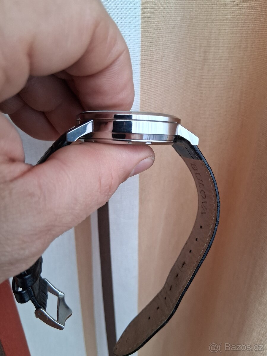 BULOVA AUTOMATIC 96C131 - 9