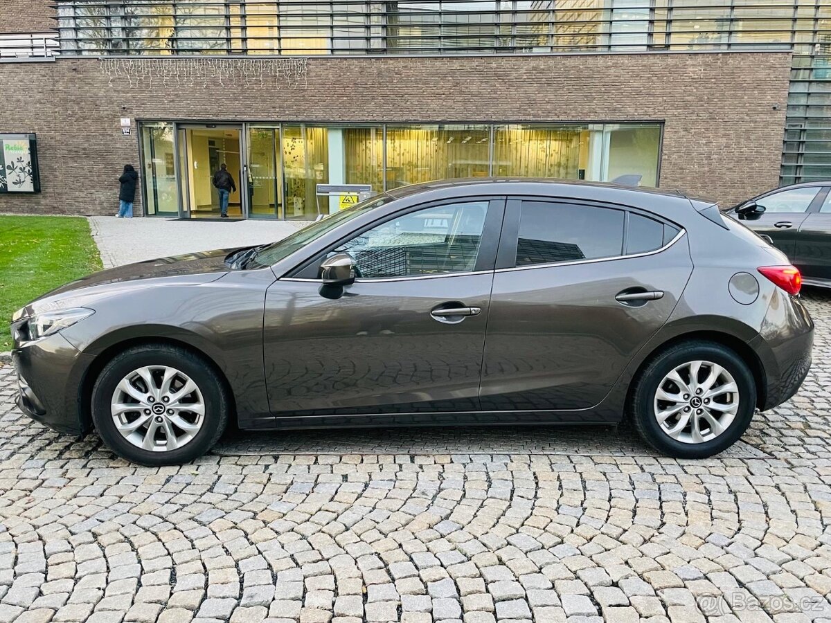 Mazda 3 2.0i BENZIN AUTOMAT VÝHŘEV LED SENZORY - 9