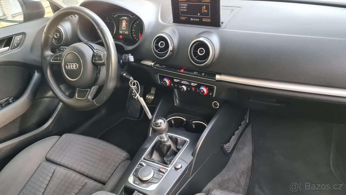 AUDI A3 Sportback. 2,0TDI 110KW Manuál. - 9