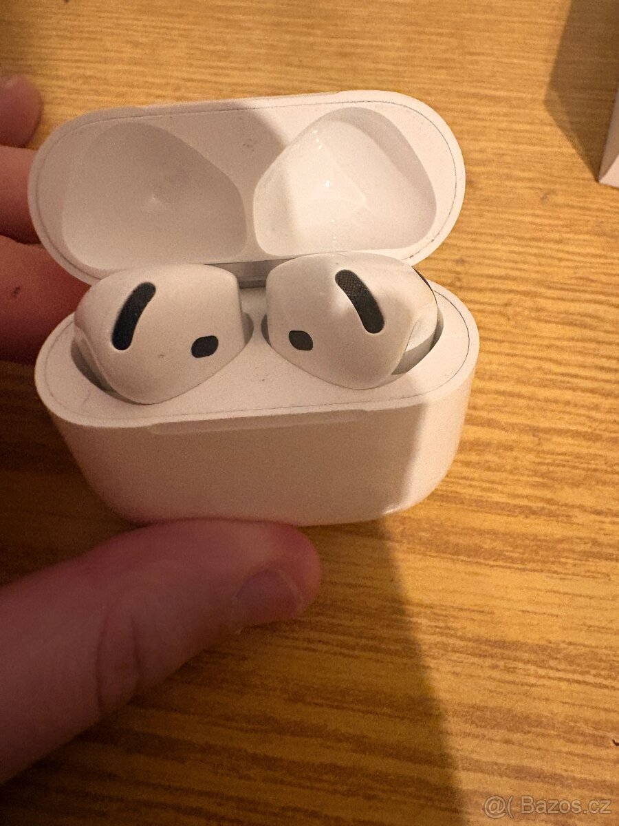 Airpods 4 - 9