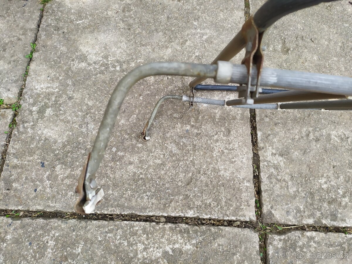 Zahrádka Škoda 100 - 9