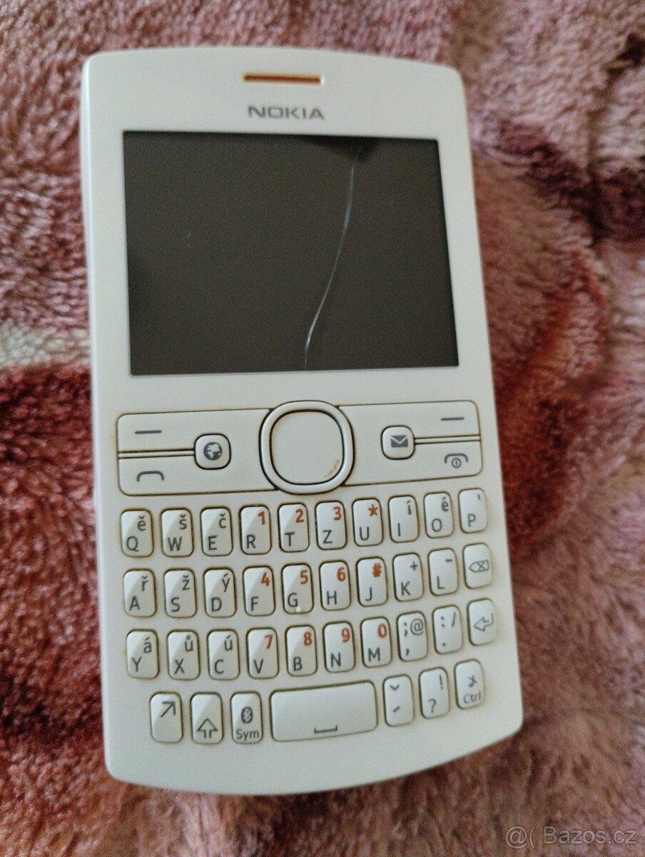 Nokia 5230 a další mobili - 9