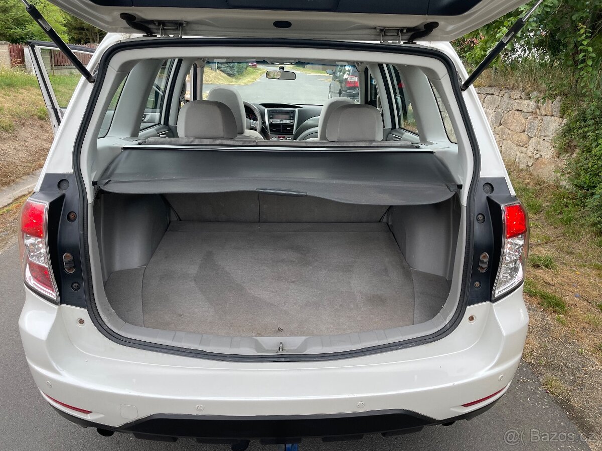Subaru Forester benzin automat 2.0 - 9
