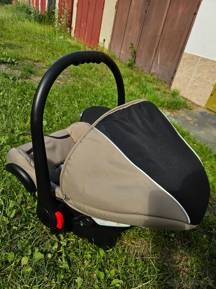 Kočárek Camarelo Sevilla - 9