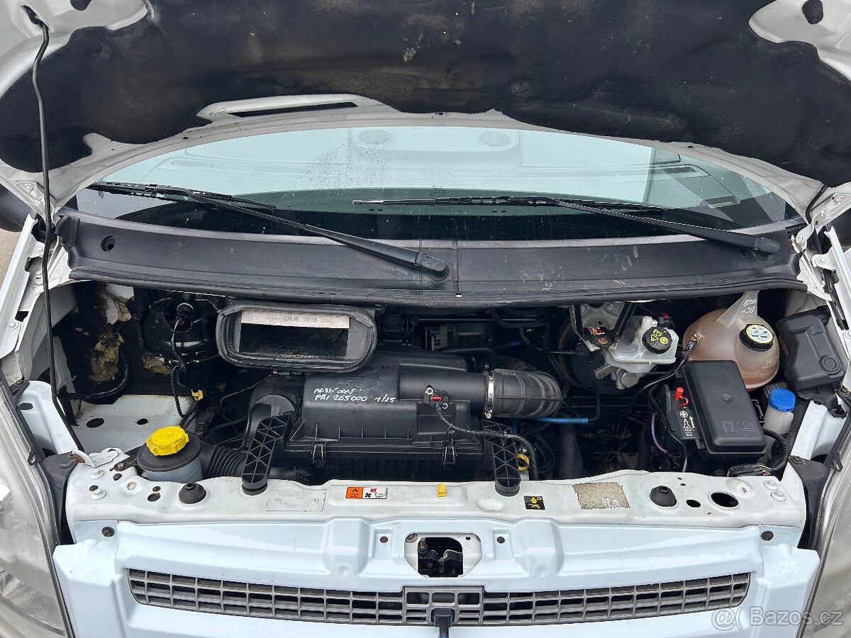 Ford transit L2H3 5míst - 9