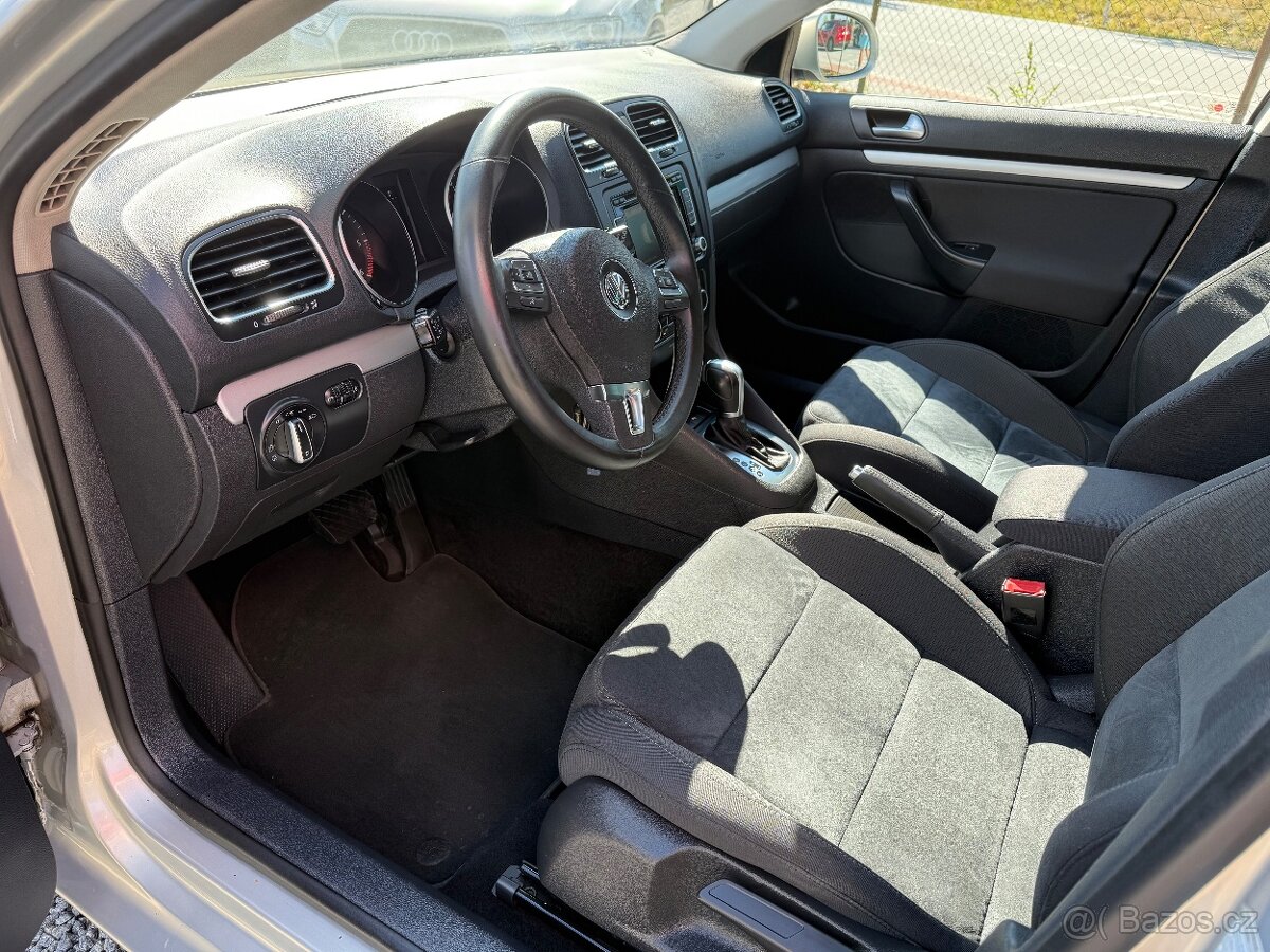 Volkswagen Golf VI 1.6 TDI DSG combi - 9