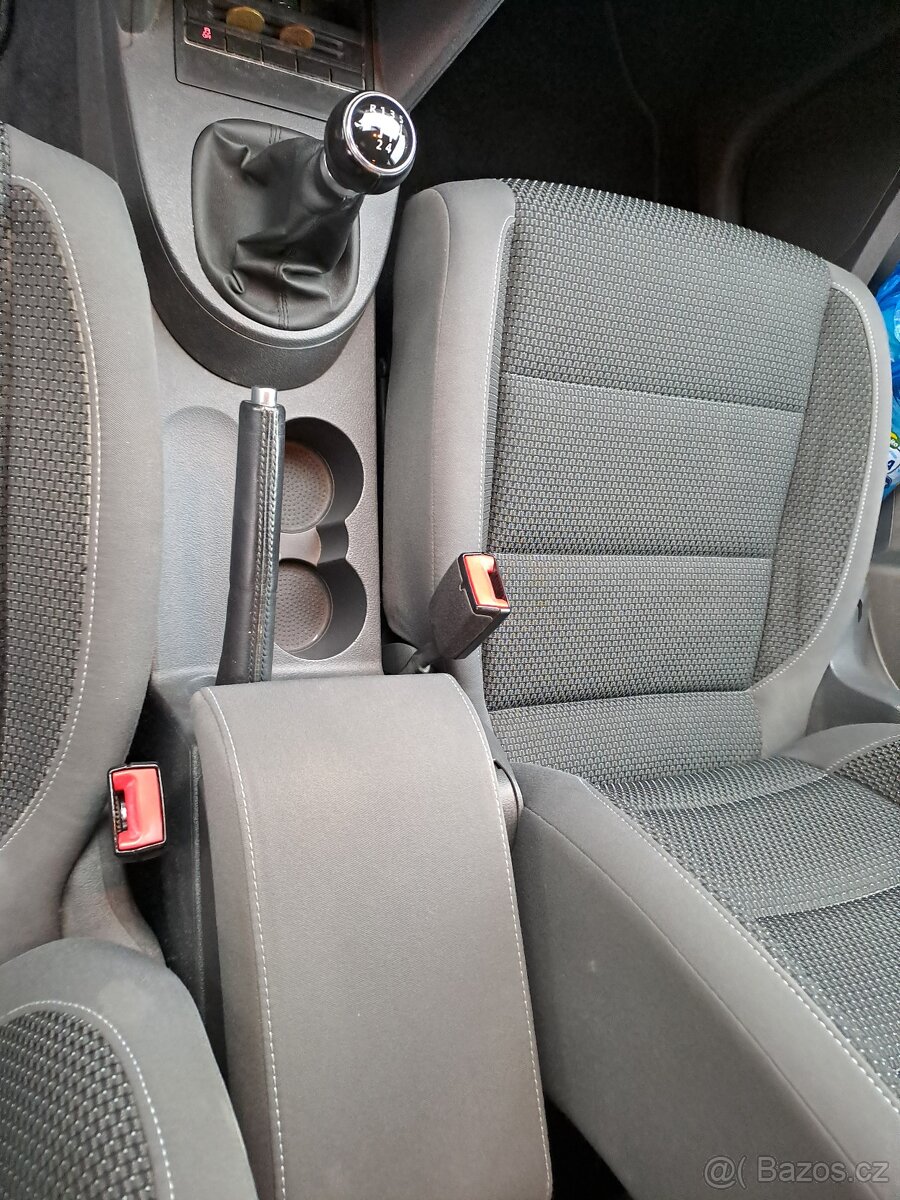 VW Touran 1.4 TSI PO GO MOTORU (2024) – 7 MÍST, STK 2027 - 9