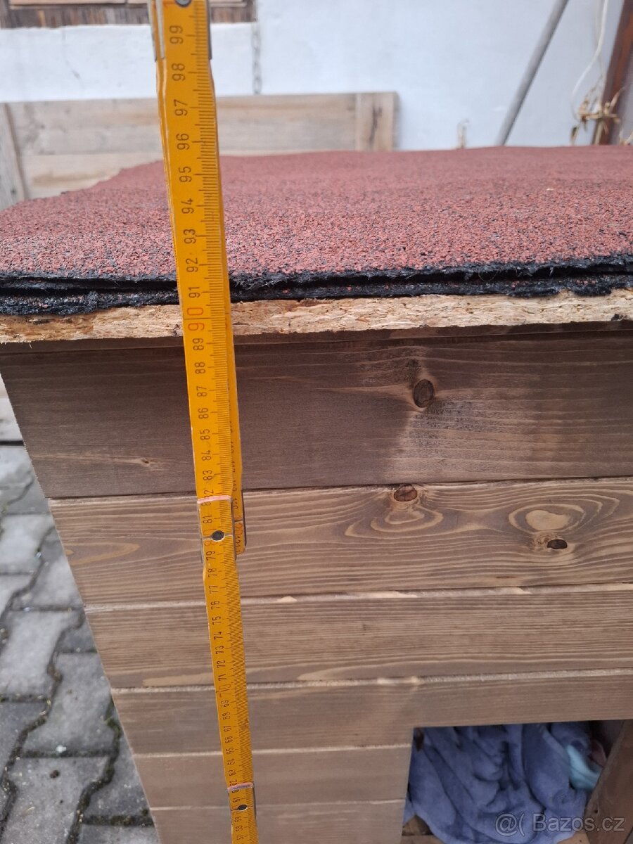 Zateplená psí bouda - 9