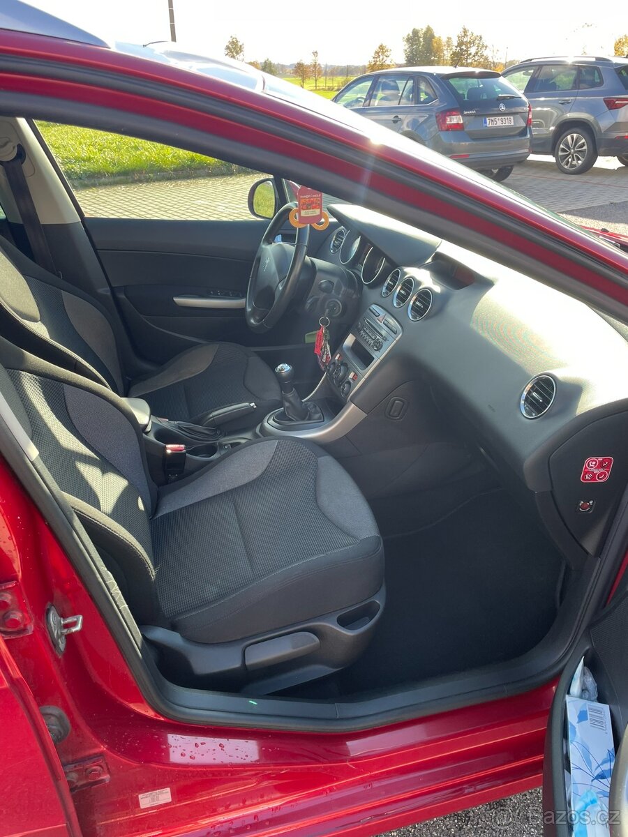 Peugeot 308 SW 1.6 88kw 2013 - 9