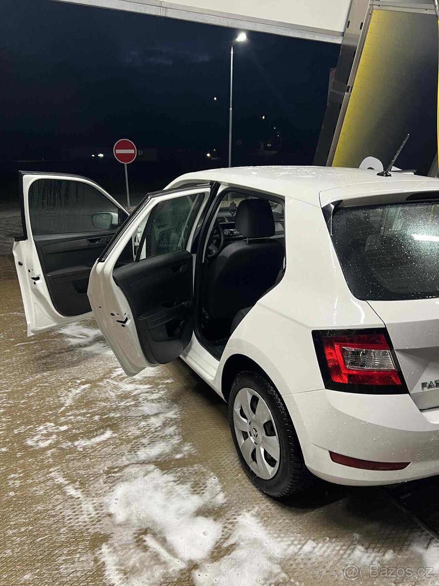 Škoda Fabie ||| (2020) top stav - 9