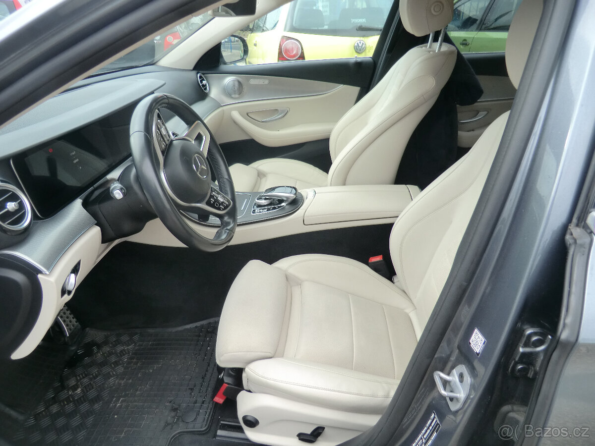 Mercedes-Benz Třídy E, E 220D 110kW ODPOČET DPH - 9