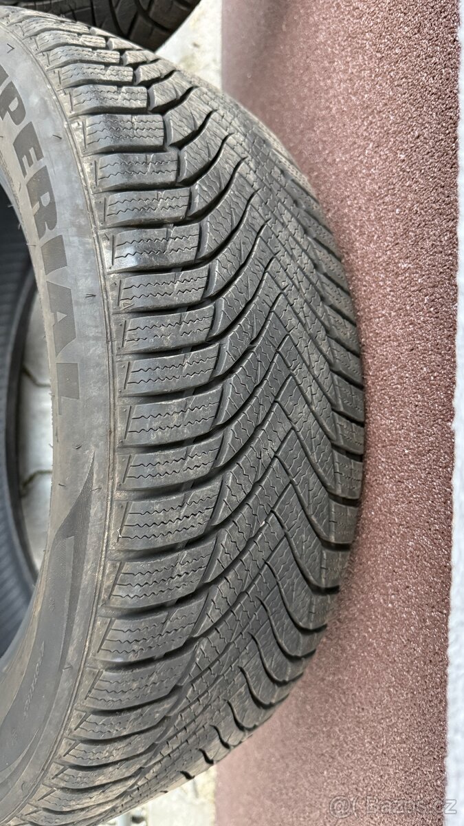 Zimní Pneu 205/55/16 - 9