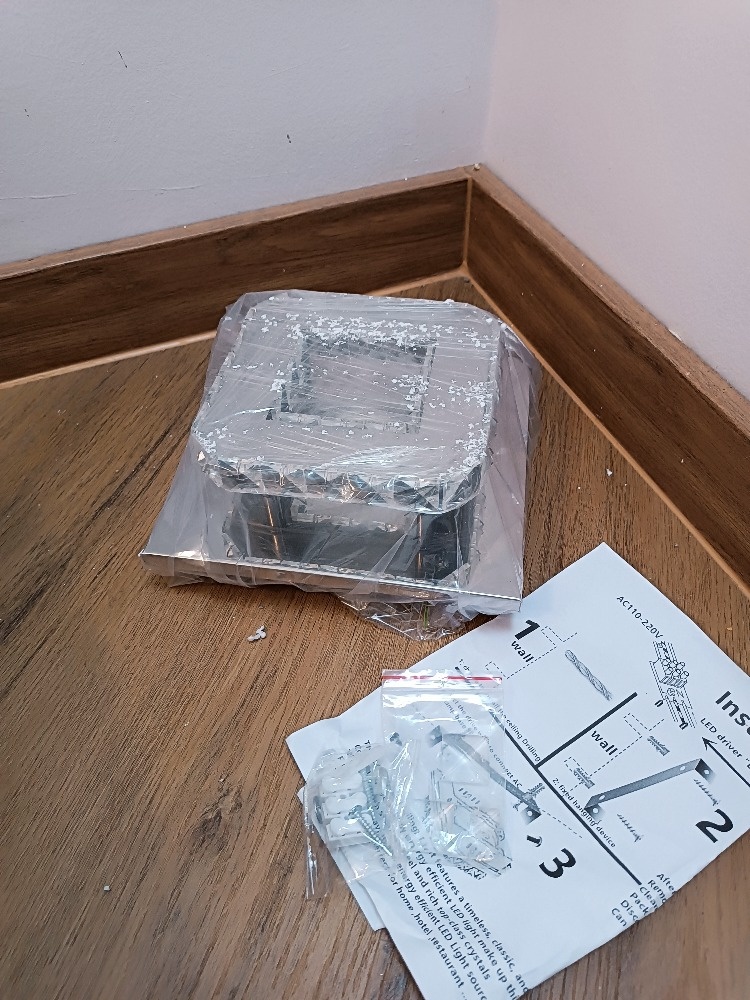 Malé stropní LED svítidlo - 9