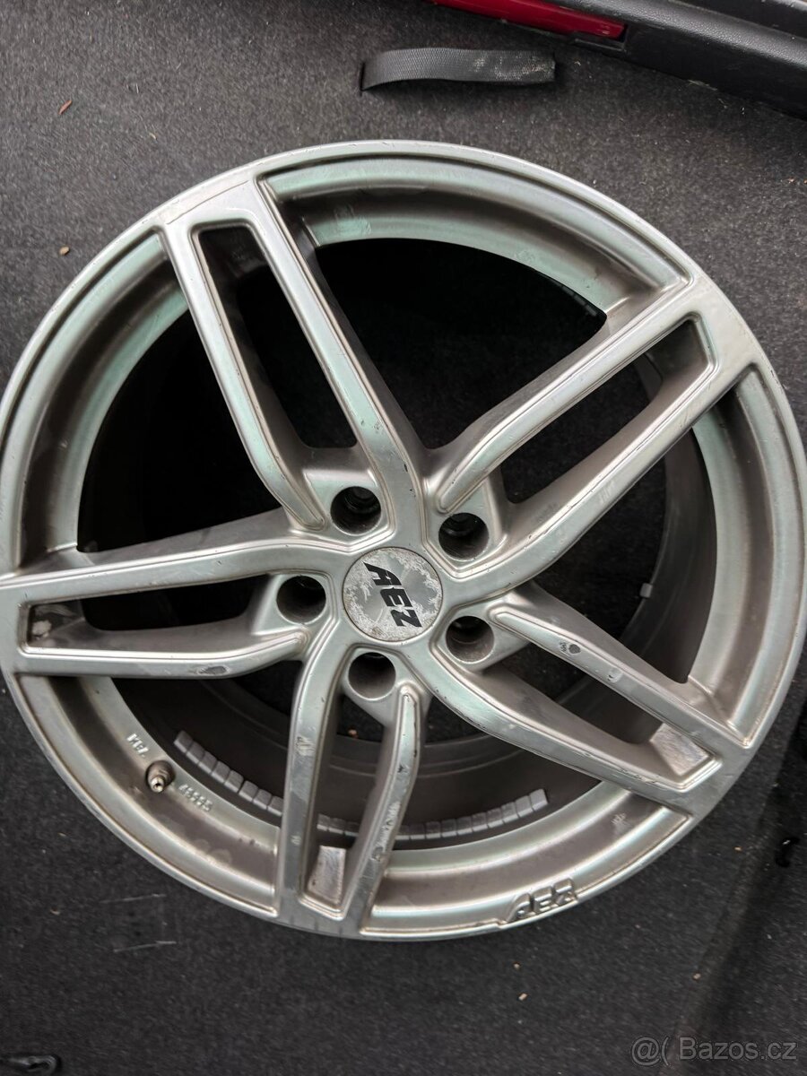 Kola Audi 5x112 R18 , střed 66.6 mm - 9
