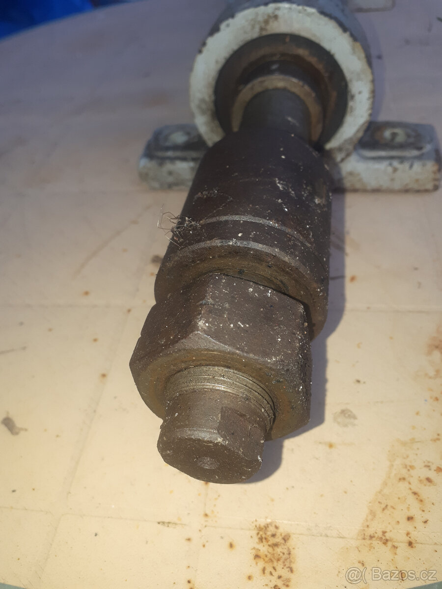 Hřídel cirkulárky - okružní pily (vřeteno) - 9