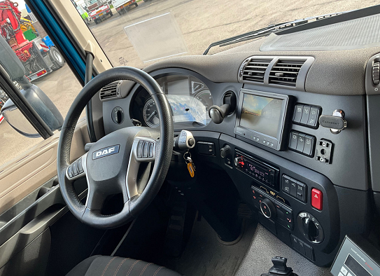 DAF CF340 6x2 - hákový nosič kontejnerů s hydraulickou rukou - 9