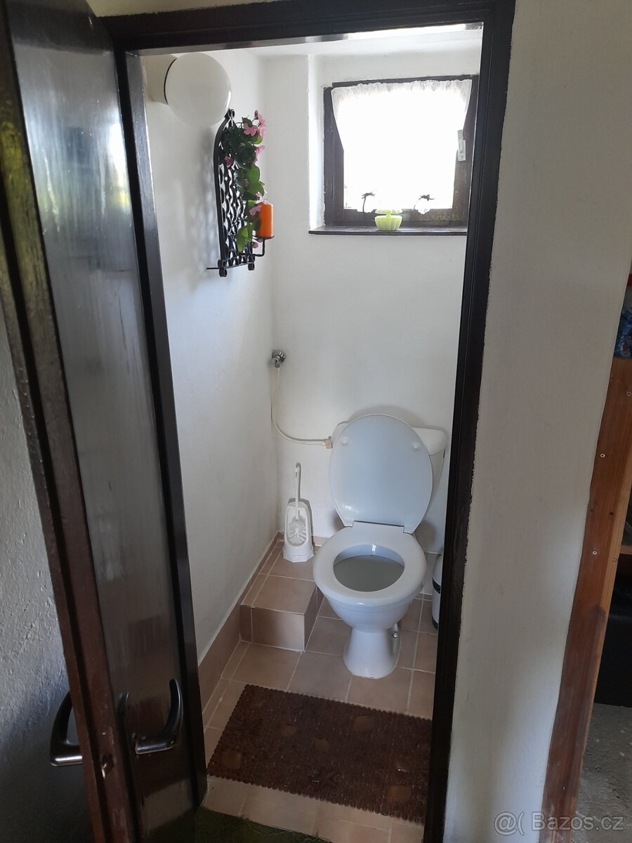 Pronájem chaty je možno i na Velikonoční víkend - 9